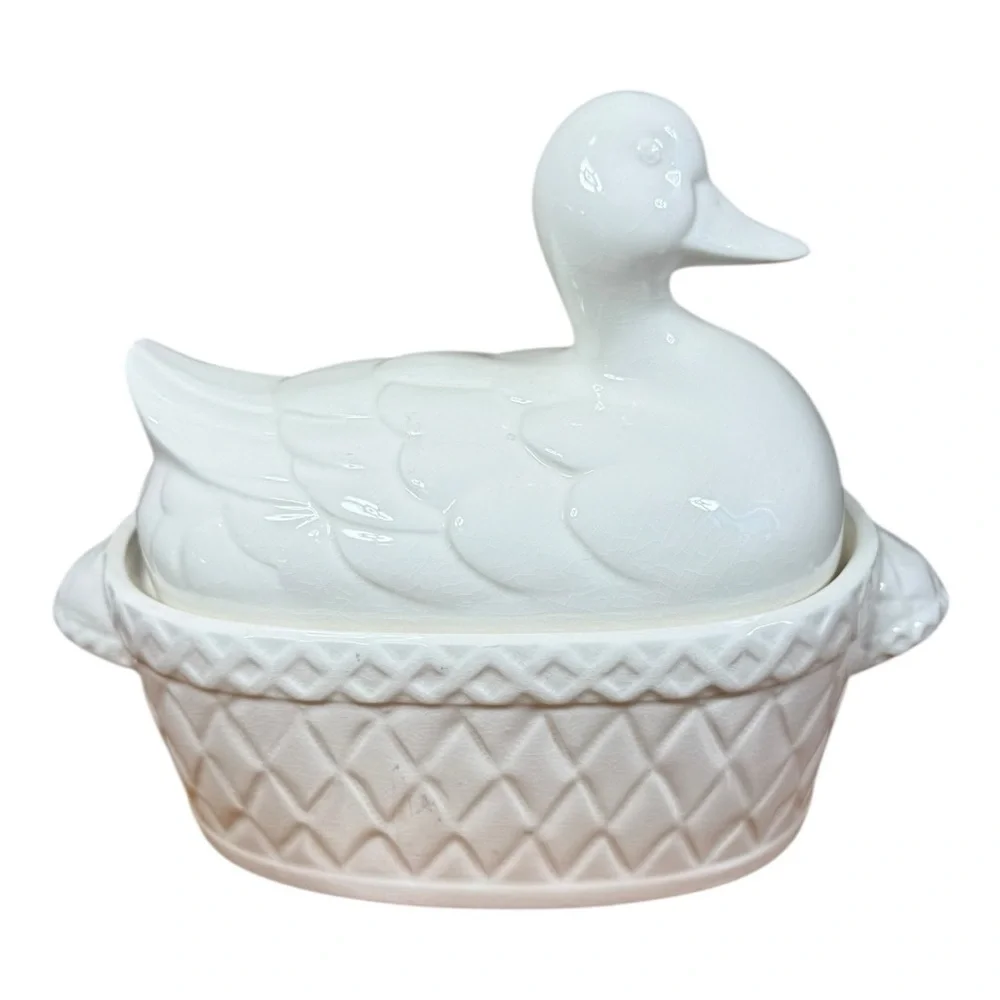 Ceramic Duck Soup Tureen‎